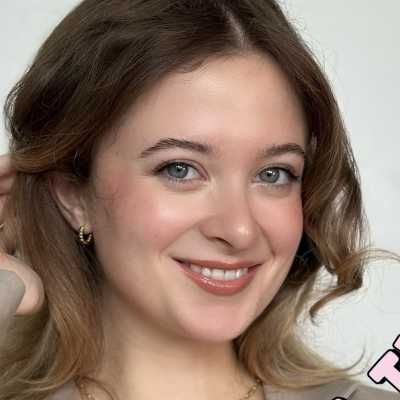 Emma Steeves