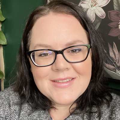 Dr Fallon Cook