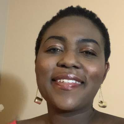 Kemi  Akinbusuyi 