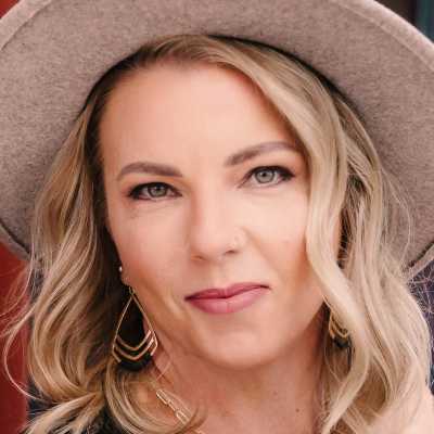 Dena Powell