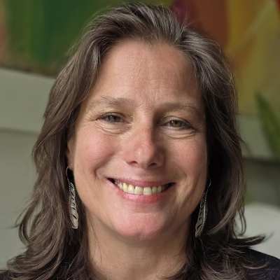 Marcelle Crago