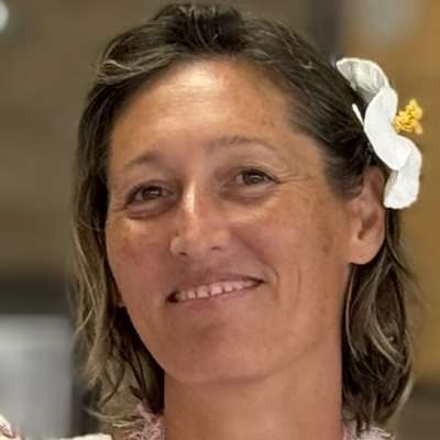 Liz Larrabee, Birth & Postpartum Doula in Aiea, HI