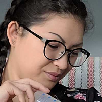 Layla Gonsalez, Newborn Care Specialist in Portland, OR