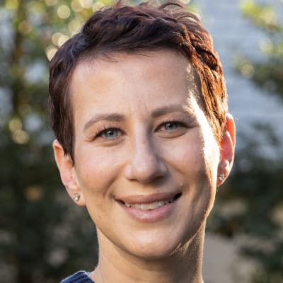 Beth Arinsburg