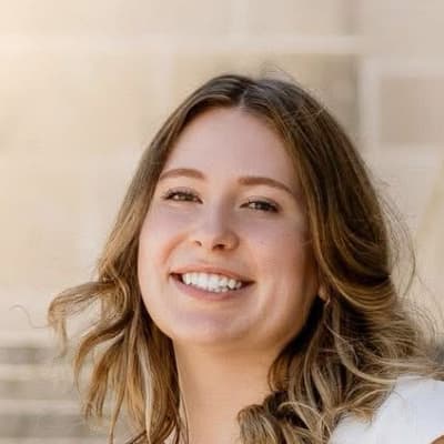 Emily Breazile, Night Nanny in Lincoln, NE