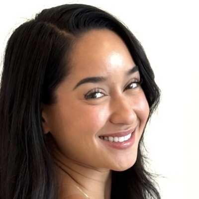 Phoebe Aliakbar, Newborn Care Specialist in Roseville, CA