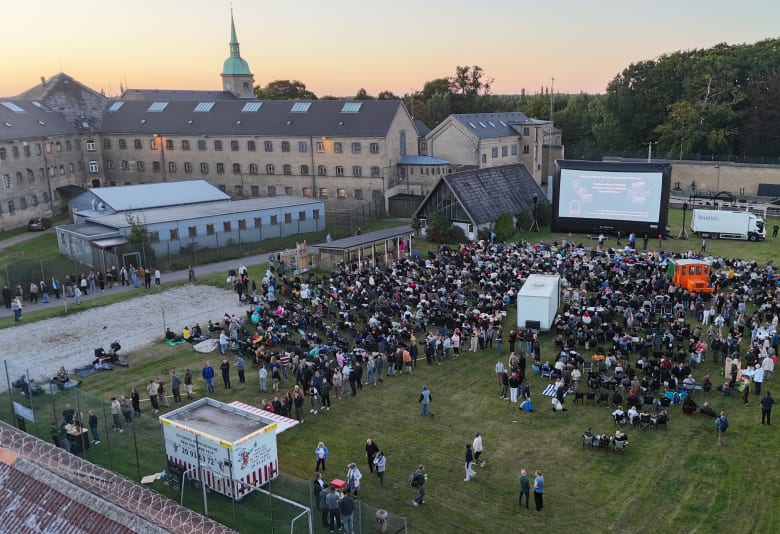 Se film under åben himmel. Foto: Jess Bang