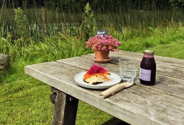 Tag et hvil på Cafeen på Hammermøllen. Fotograf: Cafeen p Hammermøllen