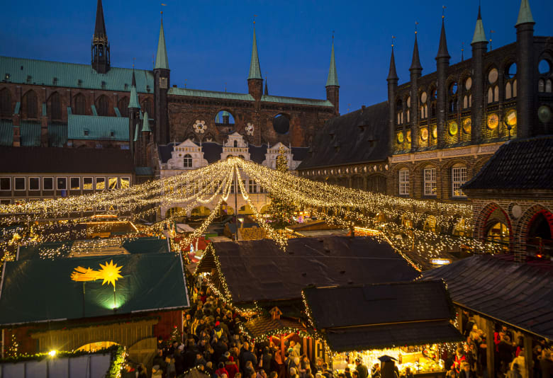 Lübeck Altstadt der Hansestadt Weihnachtsmarkt. Foto: Olaf Malzahn