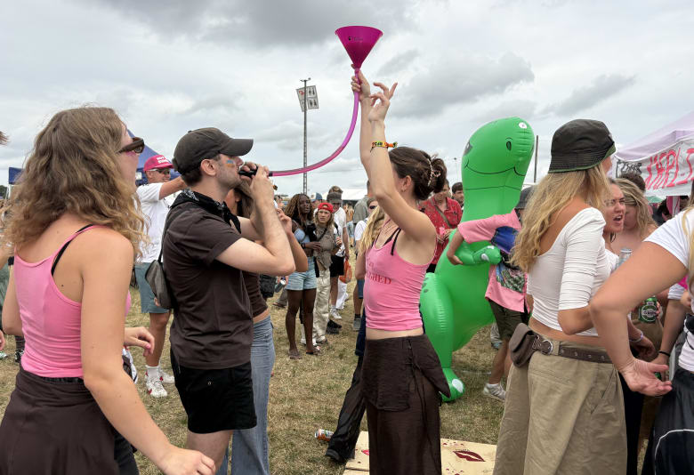 Der er fest-fest-fest overalt i campingområdet