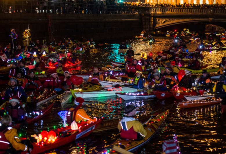 Luciaoptog på vandet. Foto: Caroline Meldgaard