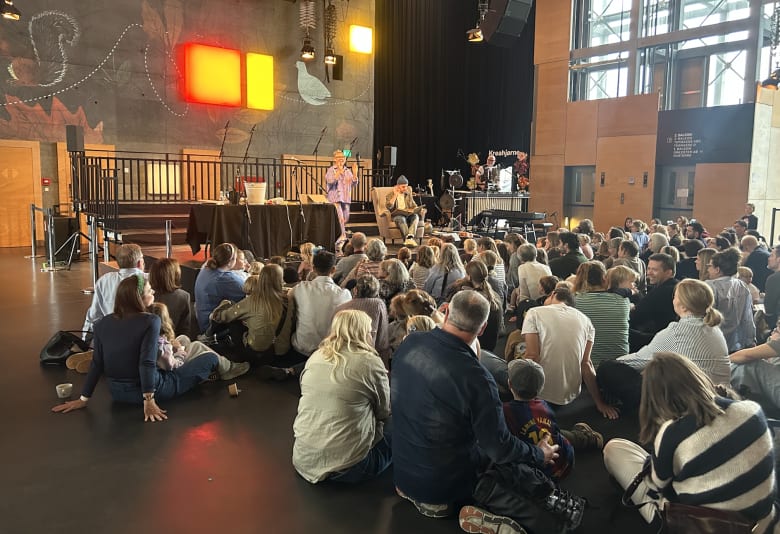 Silja og Kristian på scenen