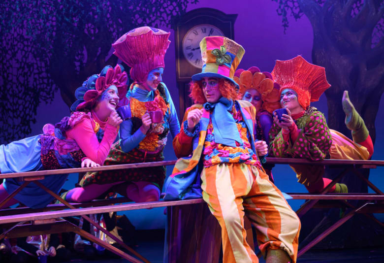 Eventyrteatrets opsætning af Alice i Eventyrland. Foto: Thomas Hergaard Fotografi