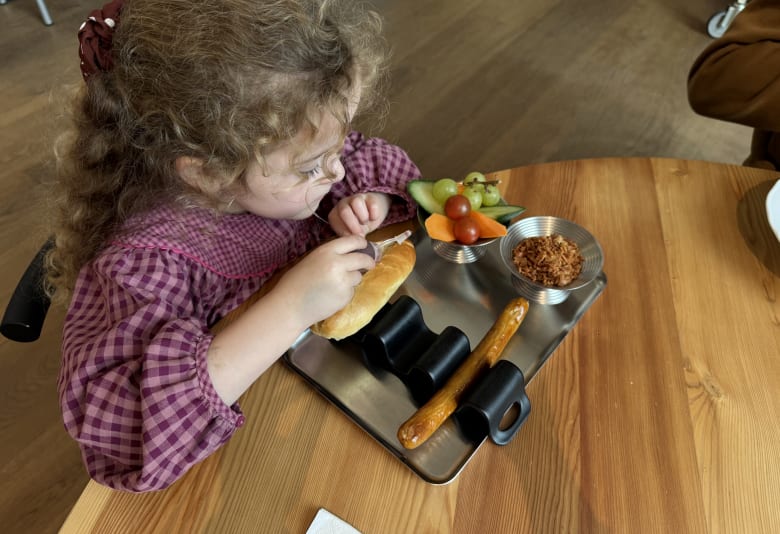 Byg-selv-hotdogs til børn