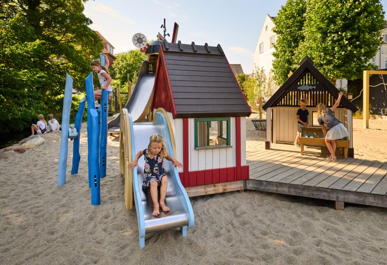 Legeplads i Odder. Fotograf. Realdania