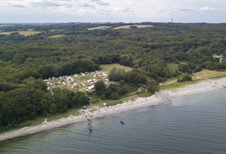 Rejs tilbage i tiden ved Moesgaard Strand. Foto: Moesgaard