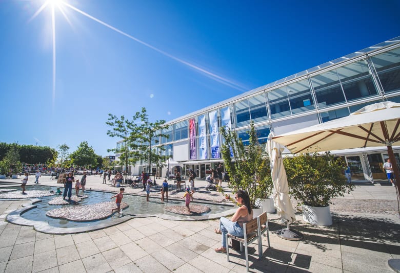 Sommer i den nye Musihuspark. Fotograf: Musihuset 