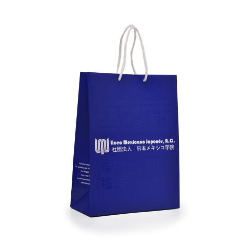 Bolsa color azul impresa con acabado de aplicación de barniz UV a registro.