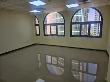 Commercial for Rent in Qibla - Jibla
