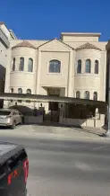 بيت للبيع في غرب عبدالله المبارك