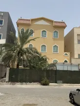 بيت للبيع في اشبيلية
