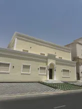 بيت للبيع في صباح الاحمد السكنية
