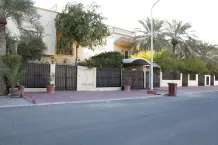 بيت للبيع في ابو الحصانية
