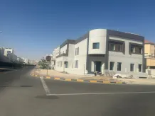 بيت للايجار في صباح الاحمد السكنية