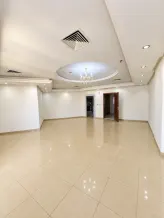 شقة للايجار في الشعب البحري