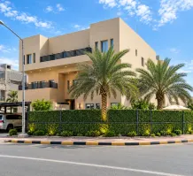 بيت للبيع في صباح الاحمد السكنية