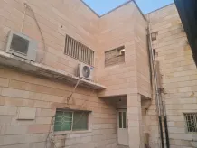بيت للبيع في بيان