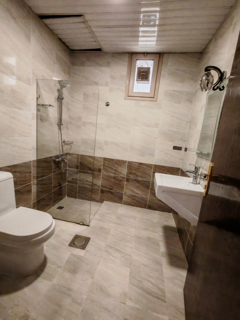 Apartment for Rent in Bayan