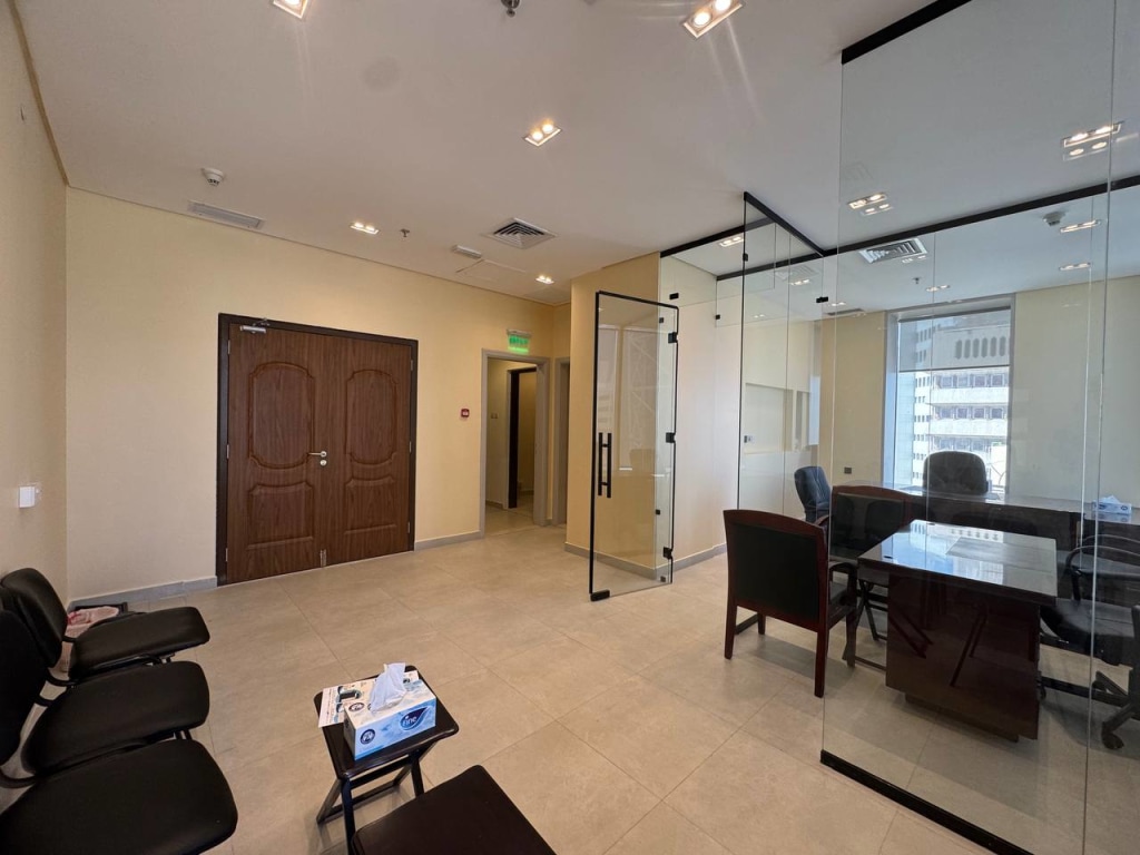 Commercial for Rent in Qibla - Jibla