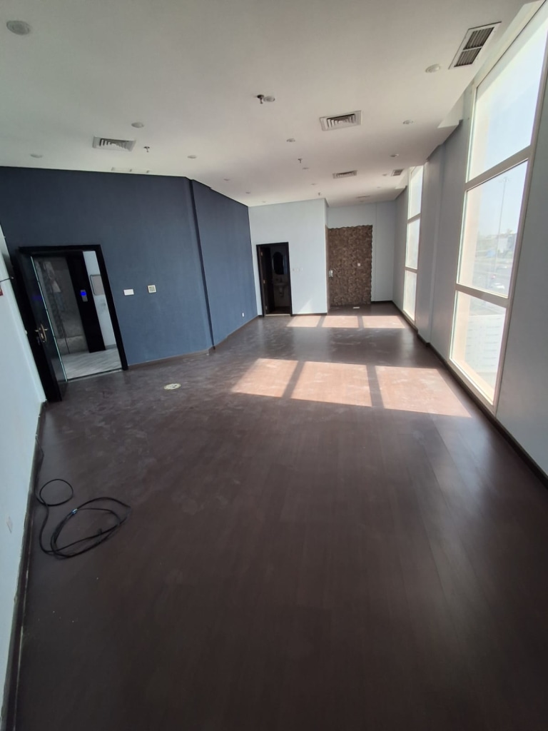 Commercial for Rent in Salmiya