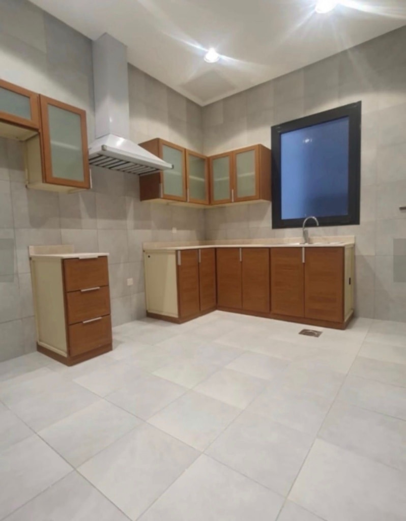 Apartment for Rent in Shuhada