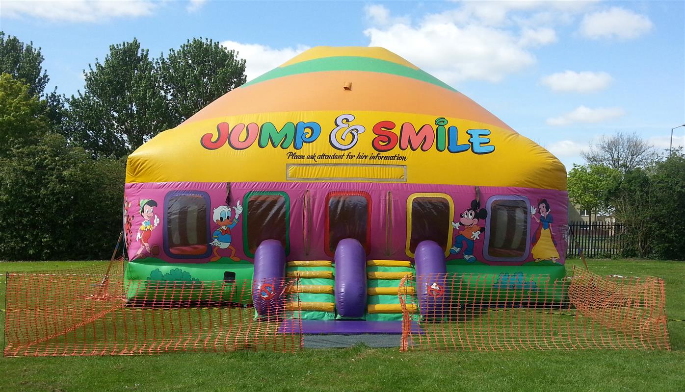 Bouncy Castles, Funfair Ride Hire and Much More In Leicester