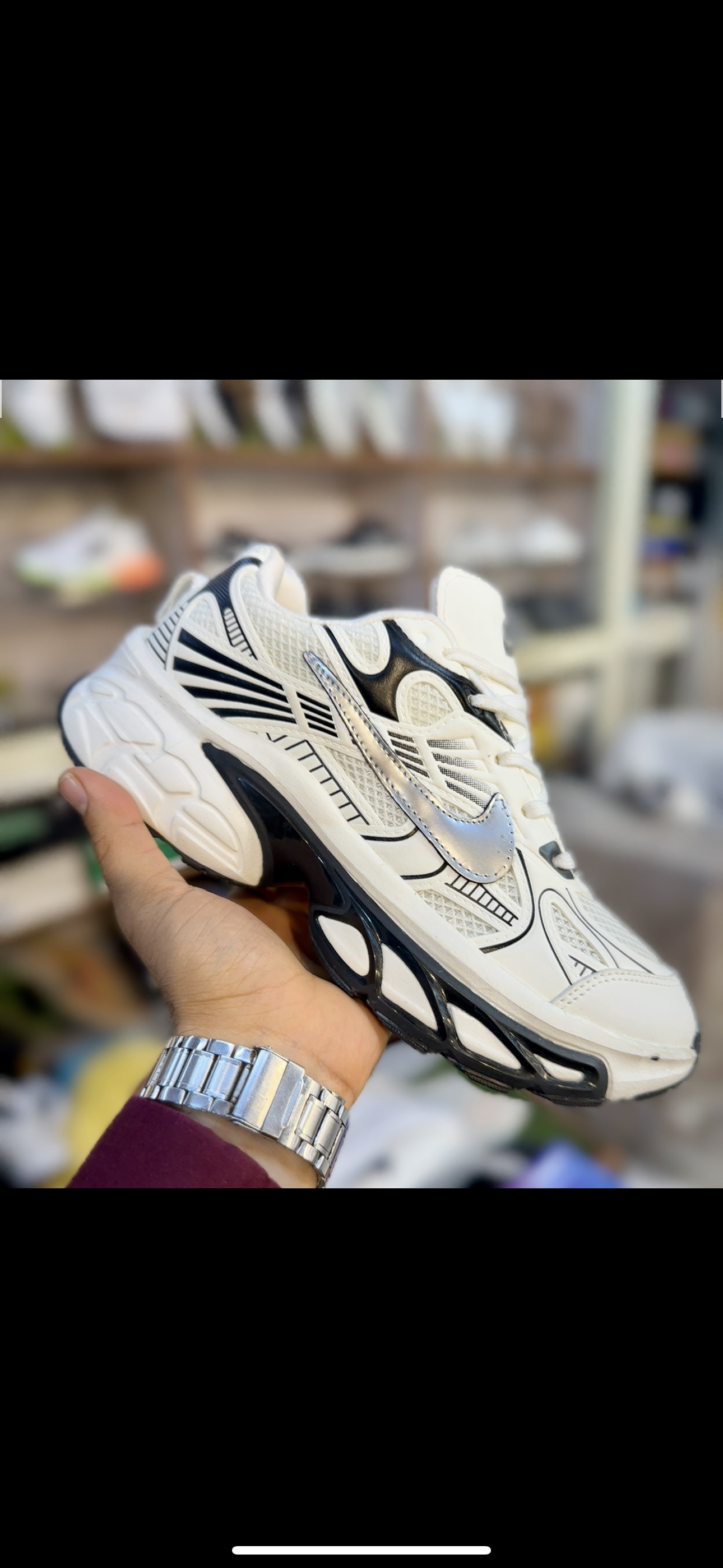 White Tracker