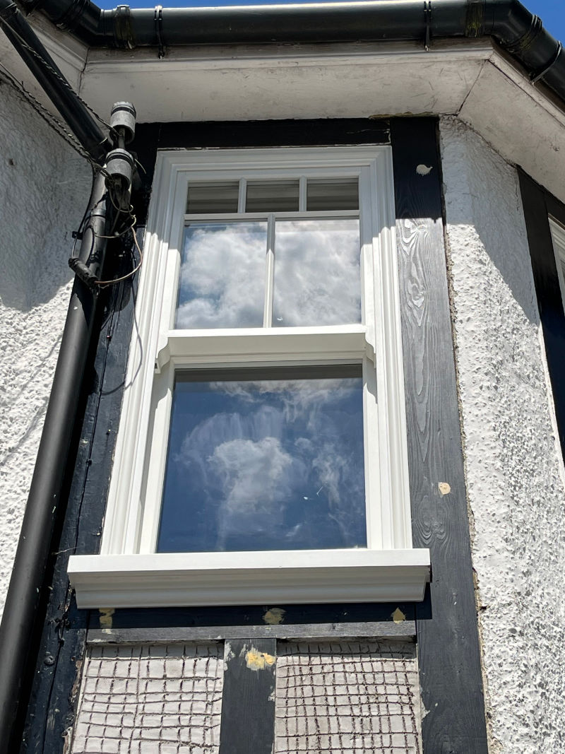 https://res.cloudinary.com/boxcleversashwindows/image/upload/v1688928403/website/images/latest-work/2022-07-semi-detached-edwardian-house/2022-07-semi-detached-edwardian-house-in-basingstoke-after_001.jpg