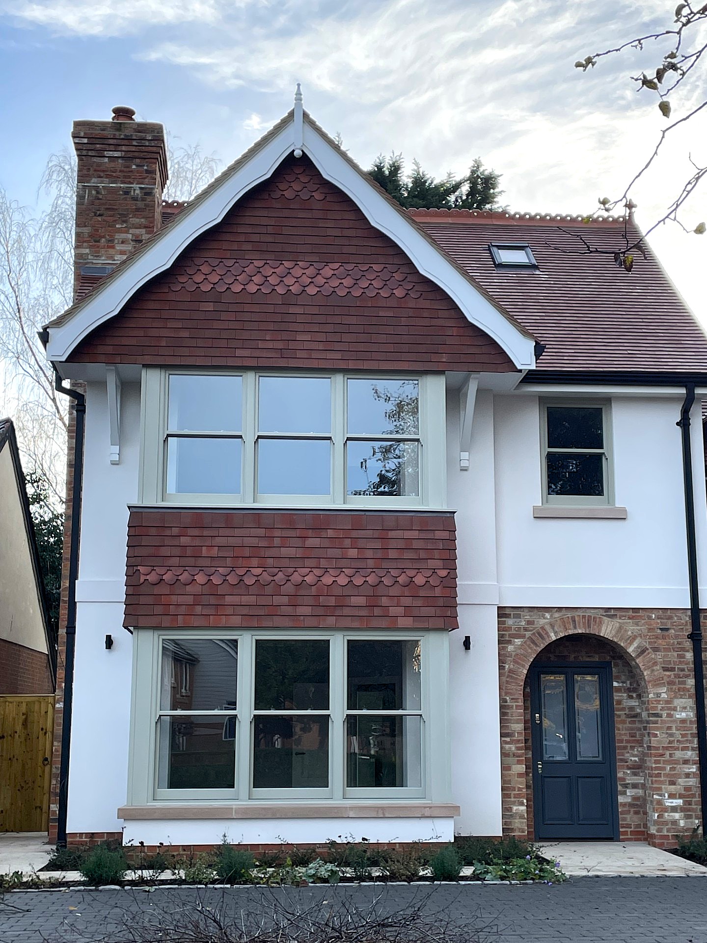 https://res.cloudinary.com/boxcleversashwindows/image/upload/v1765375242/website/images/latest-work/2025-12-New-development-townhouses-sunningdale-berkshire/1.jpg