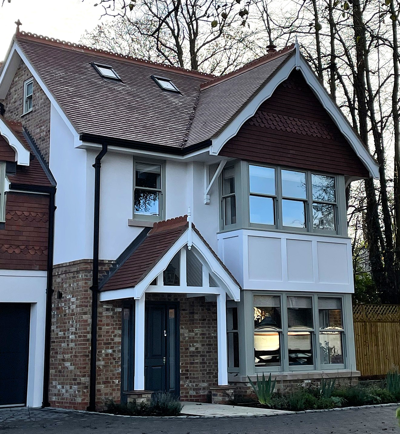 https://res.cloudinary.com/boxcleversashwindows/image/upload/v1765375242/website/images/latest-work/2025-12-New-development-townhouses-sunningdale-berkshire/2.jpg