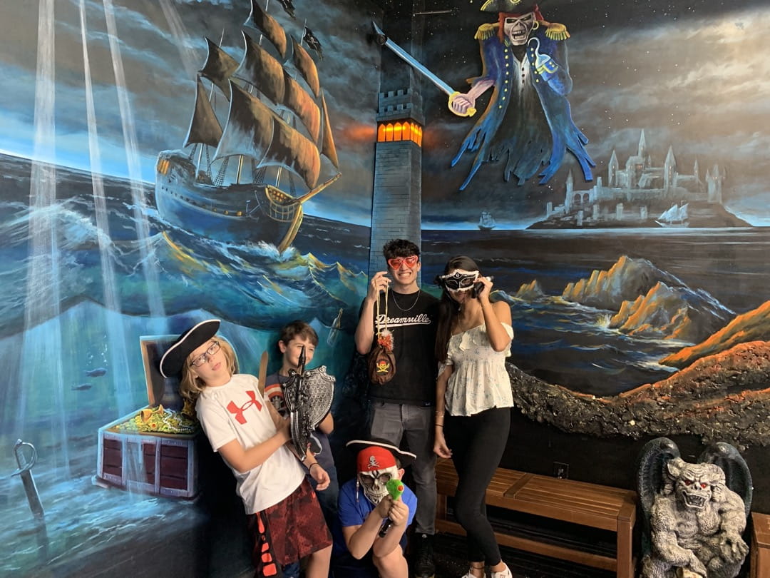 HAUNTED PIRATE SHIPWRECK 2019-5-11