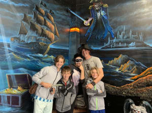 HAUNTED PIRATE SHIPWRECK 2019-3-30 1171