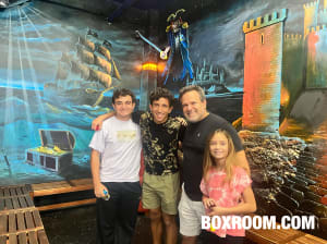 HAUNTED PIRATE SHIPWRECK 2023-12-9 2843