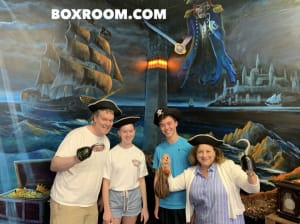 HAUNTED PIRATE SHIPWRECK 2019-12-28 1310