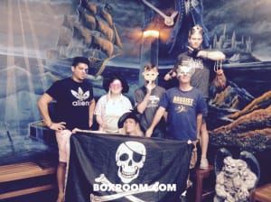 HAUNTED PIRATE SHIPWRECK 2018-8-2 973