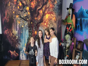 HAUNTED PIRATE SHIPWRECK 2024-12-4 3496