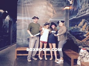 HAUNTED PIRATE SHIPWRECK 2018-12-2 1104