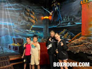 HAUNTED PIRATE SHIPWRECK 2024-10-20 3436