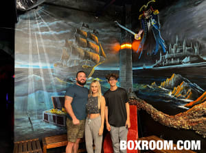 HAUNTED PIRATE SHIPWRECK 2024-11-5 3459