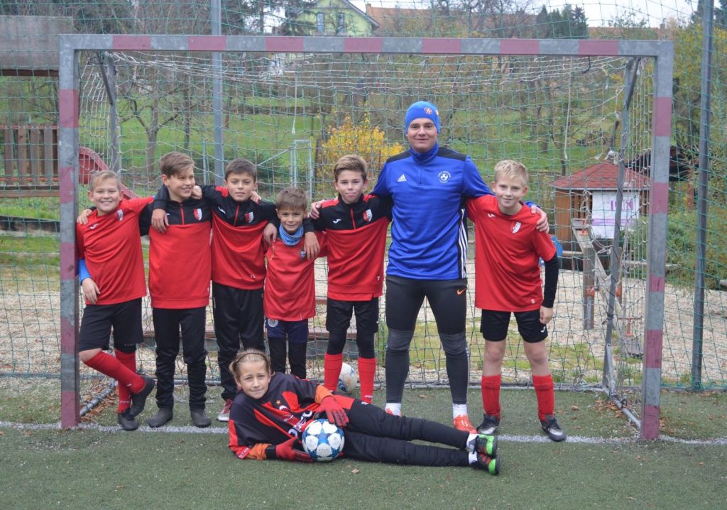 Trenér mladých fotbalistů